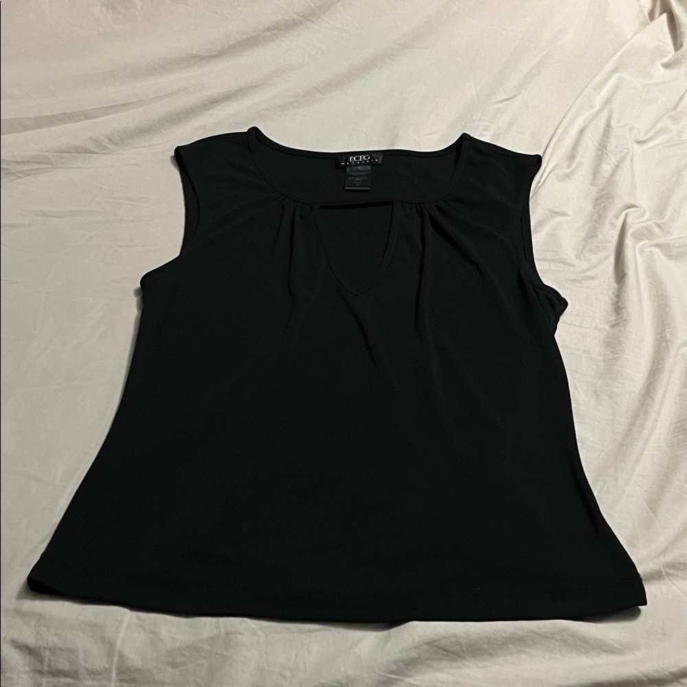 Kohl's Classic Black Sleeveless Blouse